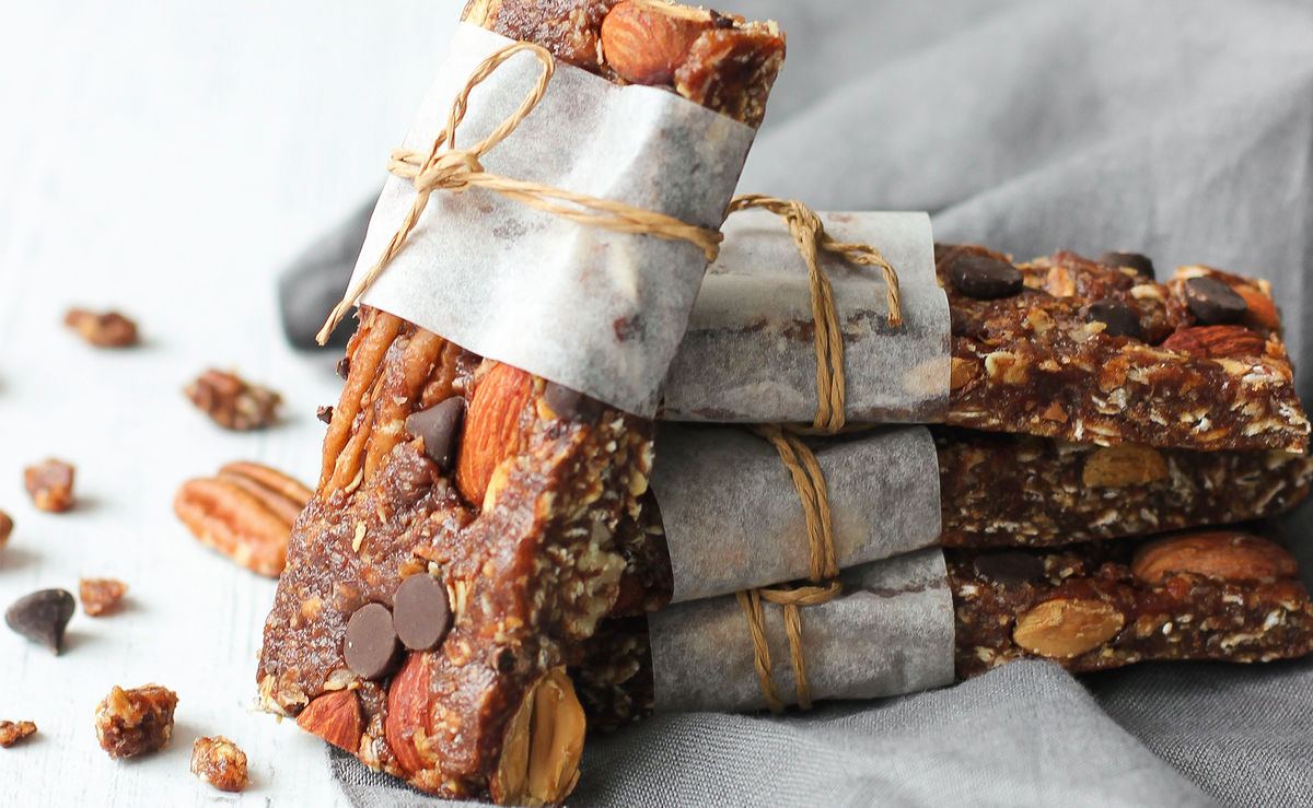 Energizing Chai Chocolate Granola Bars Recipe